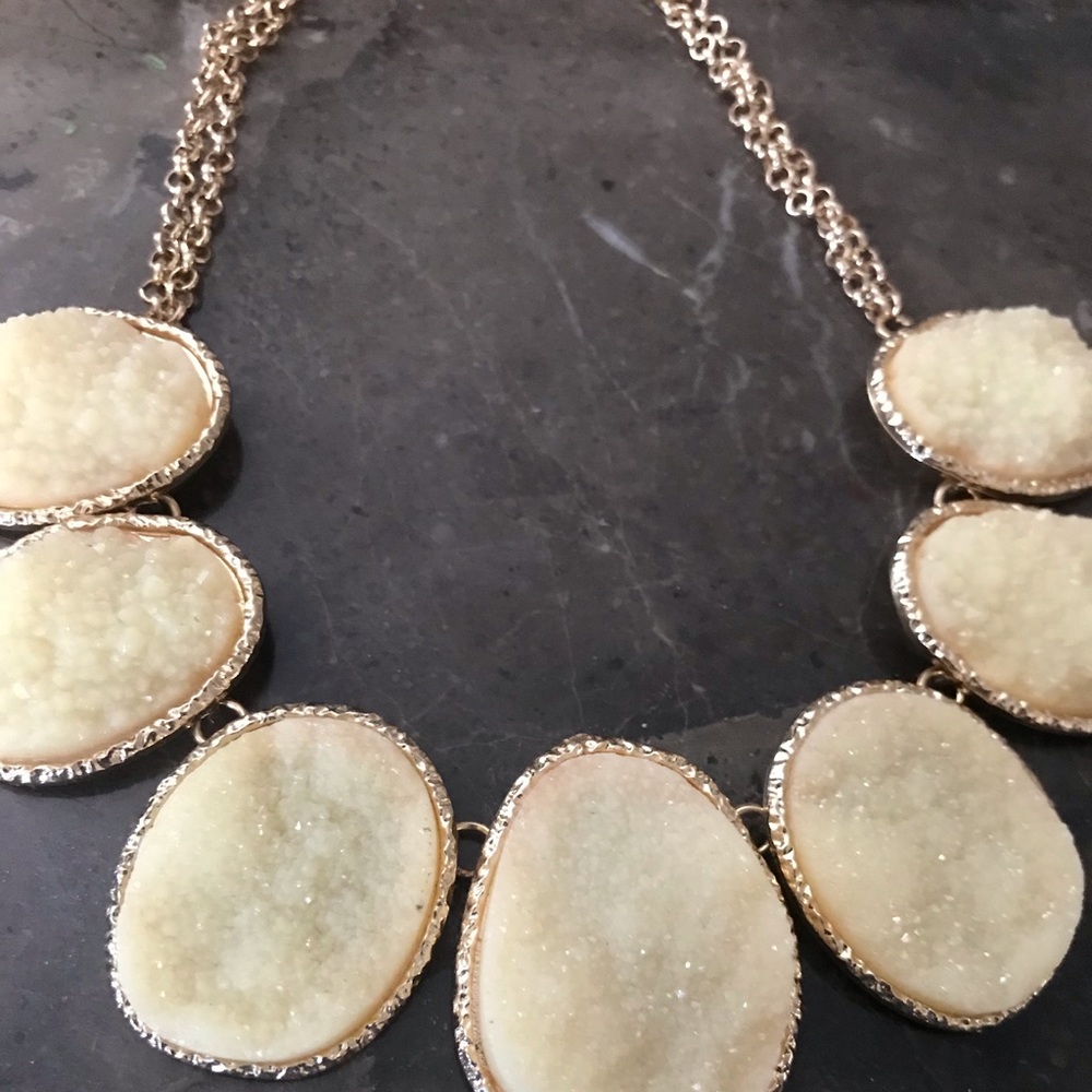 Sparkle Stone Statement Necklace - image 3